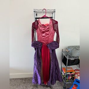 Halloween costume Sarah Sanderson Hocus Pocus
